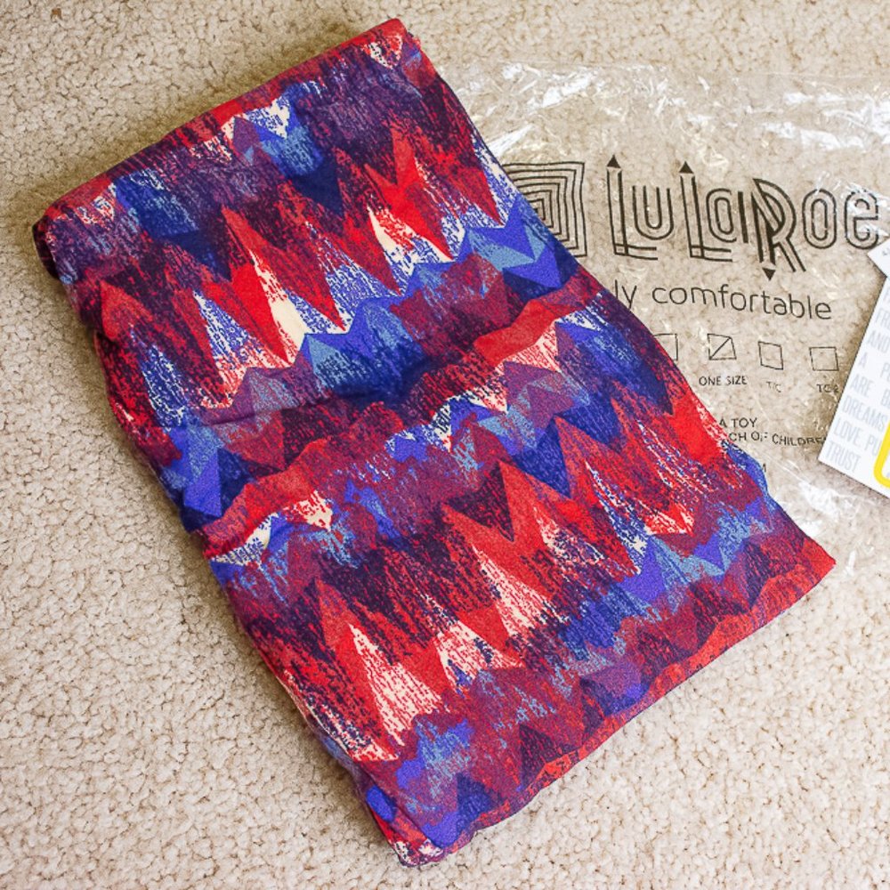 OS Lularoe super soft buttery leggings - Americana